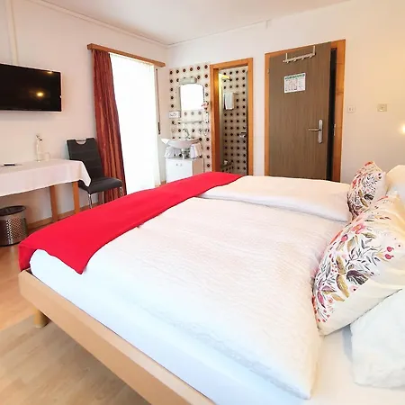Dorfhotel Dorf فندق 3*