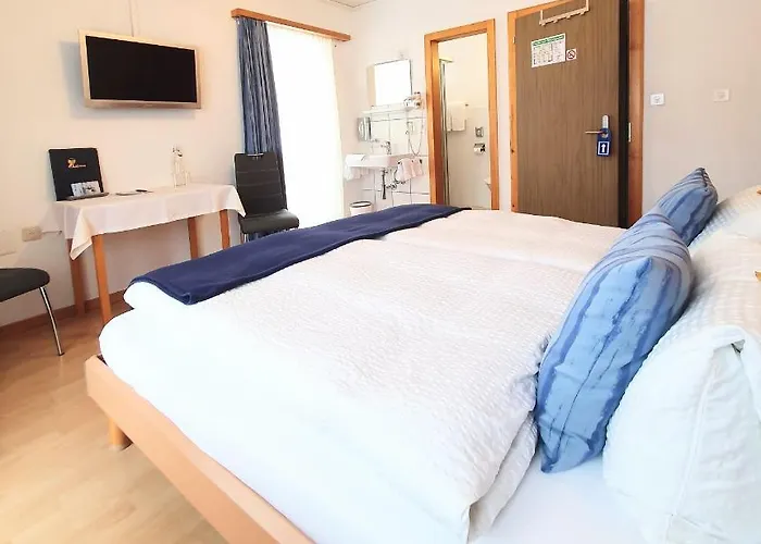 Dorfhotel Simplon Dorf ホテル